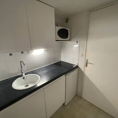 Calme A Agde, Proche Plage, Avec Terrasse Ombragee Et Parking Prive - Fr-1-723-101 Lägenhet *